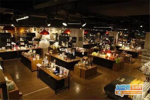 莜尚精品百货加盟