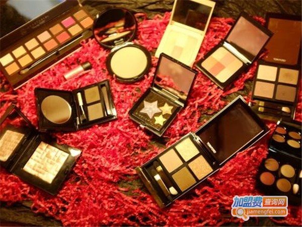 芭比布朗化妆品加盟门店