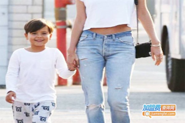 喜事苗牛仔裤加盟费