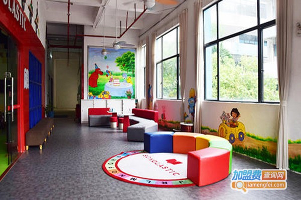 乐意突破英语加盟费