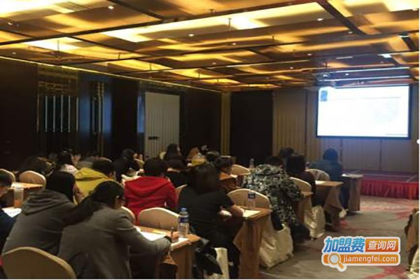 腾达教育加盟费