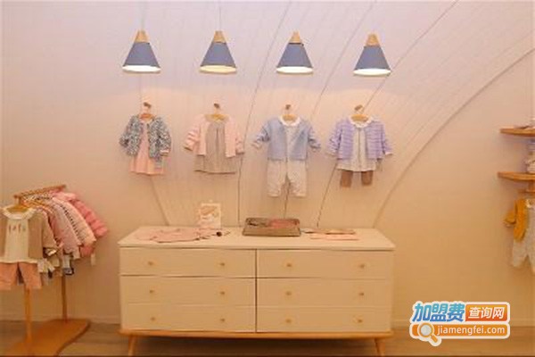 阳光一族童装加盟门店