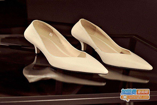 卡菲妮迪女鞋加盟门店