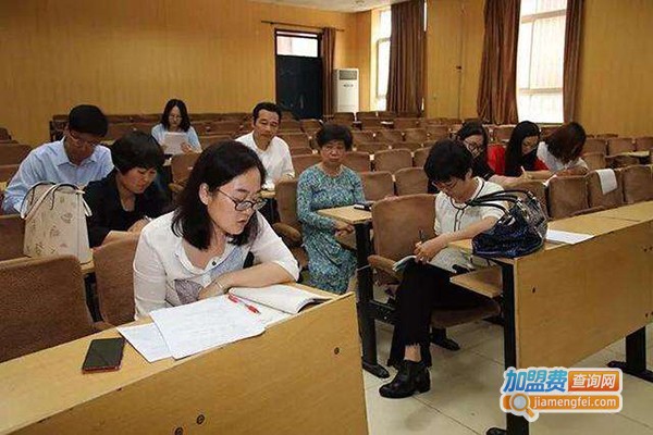 东方国际教育加盟费