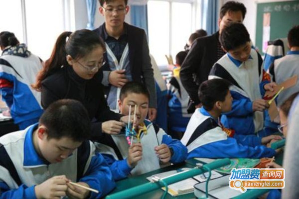 时代教育加盟费