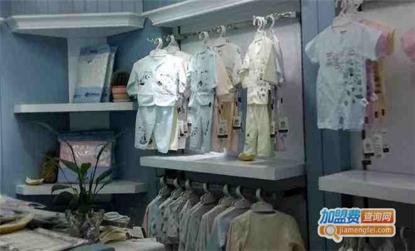 七彩魔鱼童装加盟费