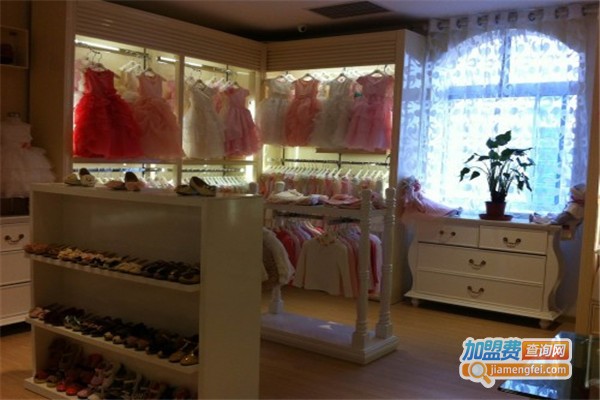 妞宝童装加盟费