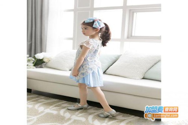 蕾佳妮童装加盟门店