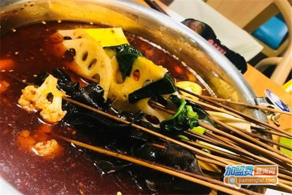 花签煮串串麻辣烫