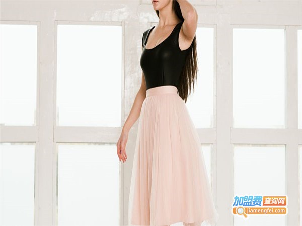 妩彤女装加盟门店