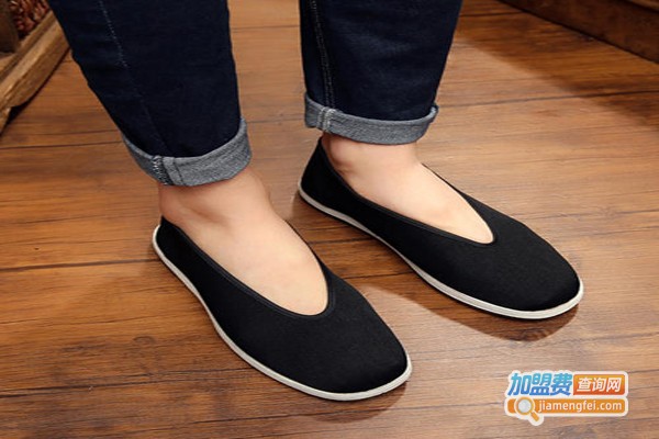 故乡云老北京布鞋加盟费