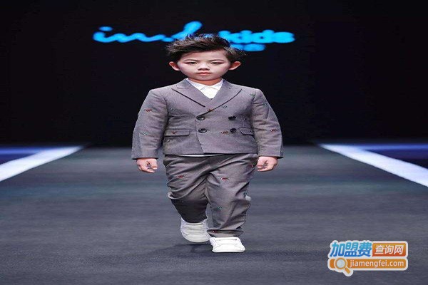 梦幻小主人童装加盟门店