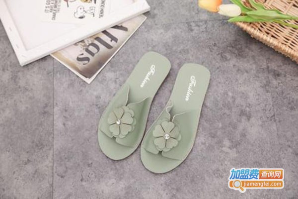 千姿鸟女鞋加盟门店