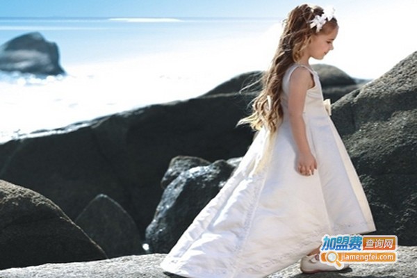 卡斯顿童装加盟