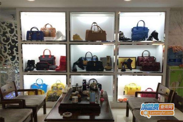 派劳斯箱包加盟