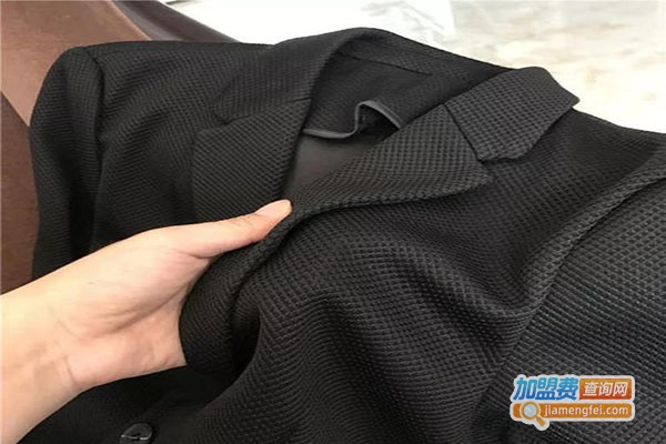 浪登西服加盟费
