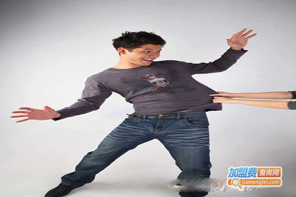 锐途牛仔加盟门店