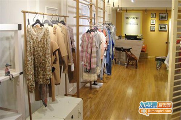 红吻服饰加盟门店