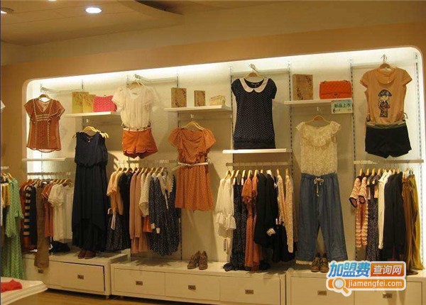 曼休妮女装加盟费