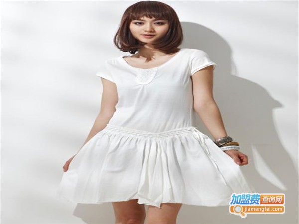 SAKINAMSA女装加盟门店