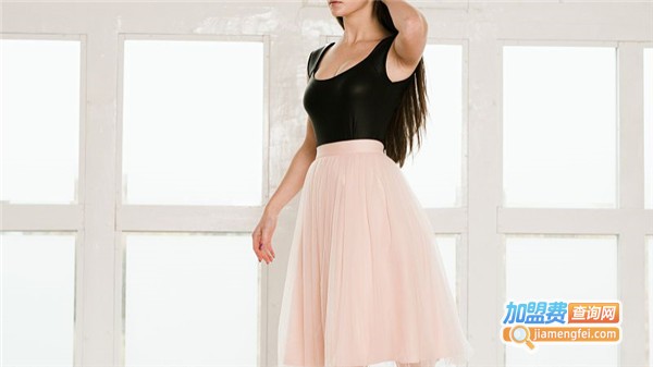 集名女装加盟费