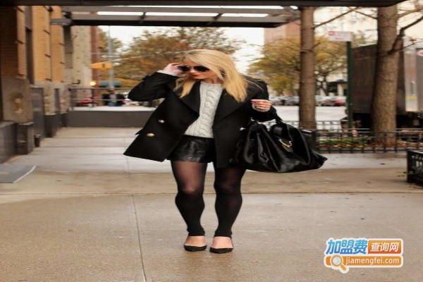 衣时尚8元服饰加盟费