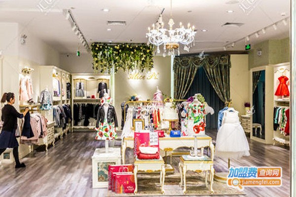 七彩星童装加盟