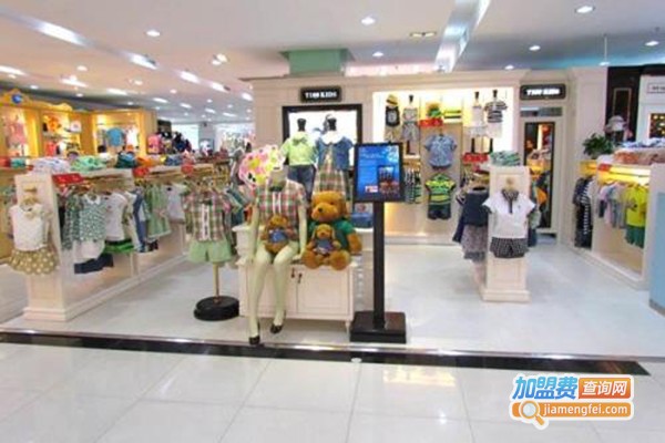 缔造100童装加盟门店