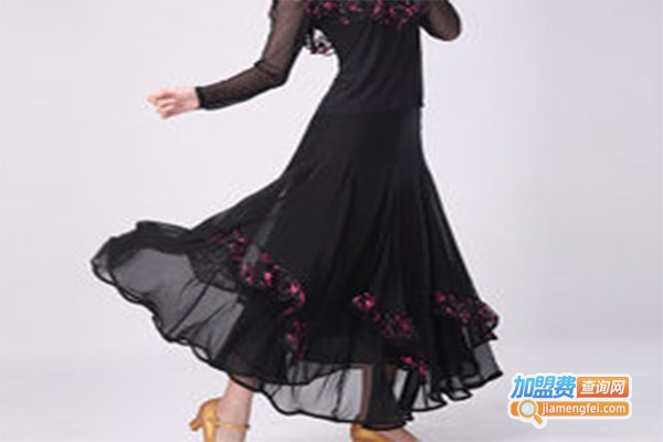 华尔兹女装加盟费