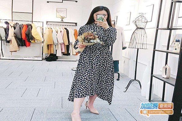 艾依凡服饰加盟门店