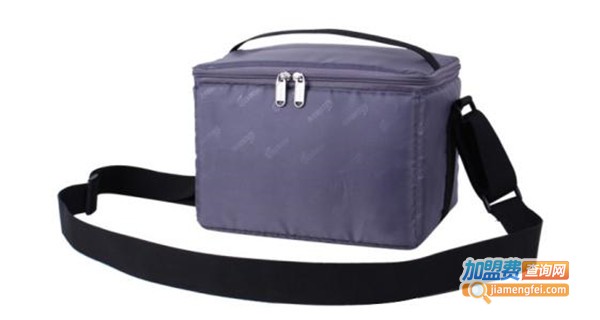 LuxSea精品箱包加盟费