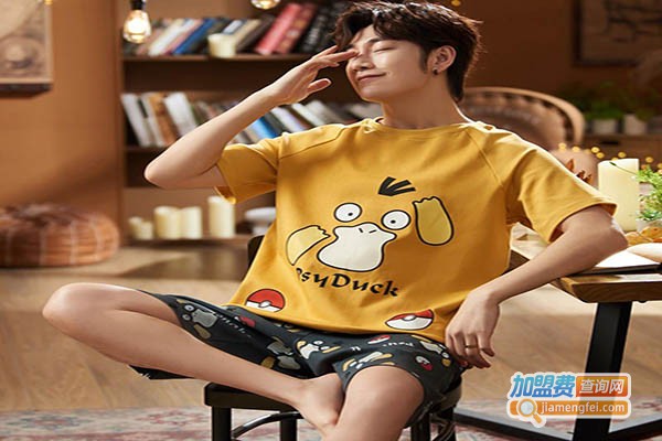 r100青少年装加盟门店