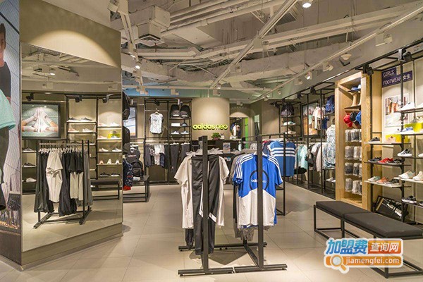 交叉点休闲装加盟费