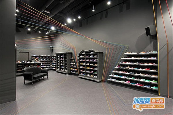 飞迪诺太空换面鞋