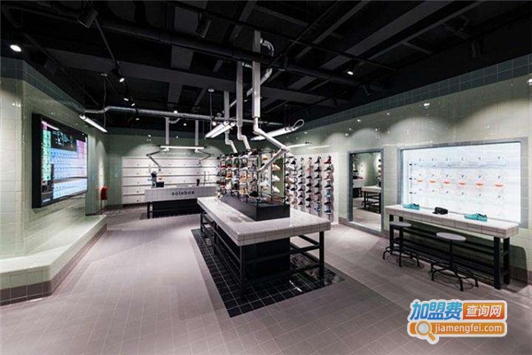 飞迪诺太空换面鞋