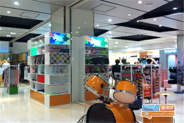 magic香港时尚潮品内衣加盟费