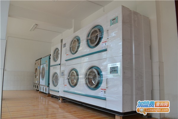 小白豚干洗加盟费