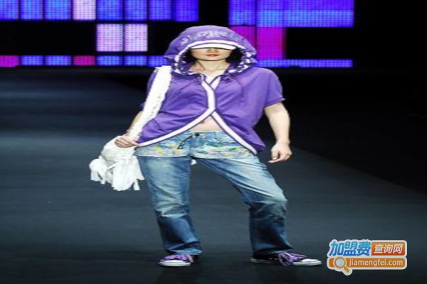 状元鸟运动装加盟费