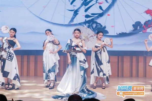 心梦齐圆学生服饰加盟费