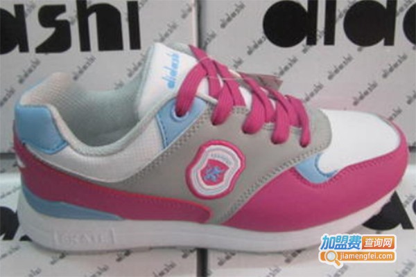 百路驰休闲鞋加盟