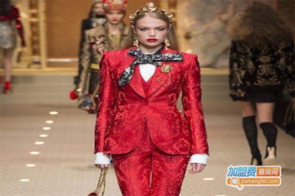 百变衣橱女装加盟费