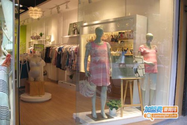 18é女装加盟费