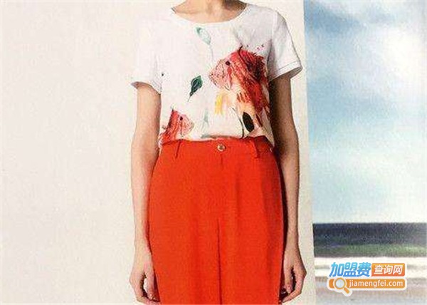 依丝·佧梦女装加盟费