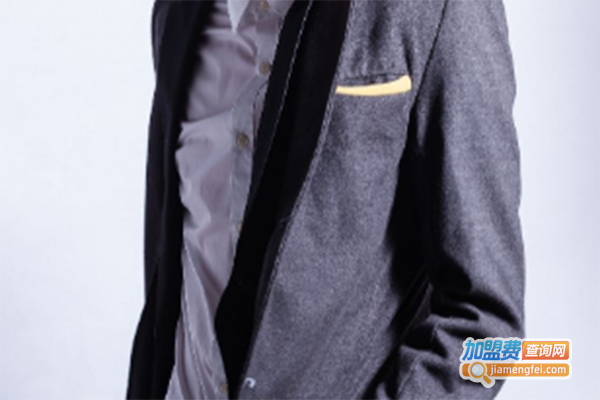 路易·华菲休闲装加盟门店