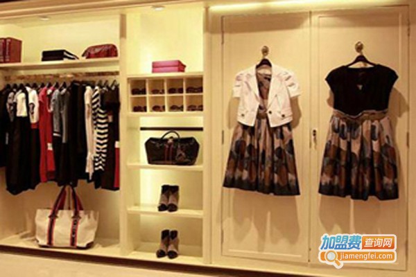 读到女装加盟费