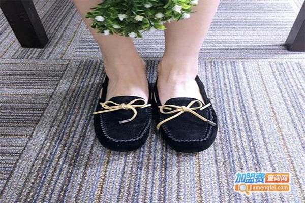 馨宠儿休闲鞋加盟门店