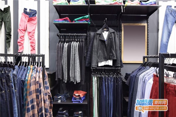 小千女装加盟费