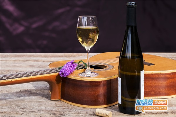 法国金橡树葡萄酒加盟费