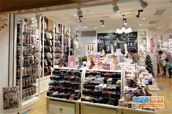 安娜诺娃内衣加盟费