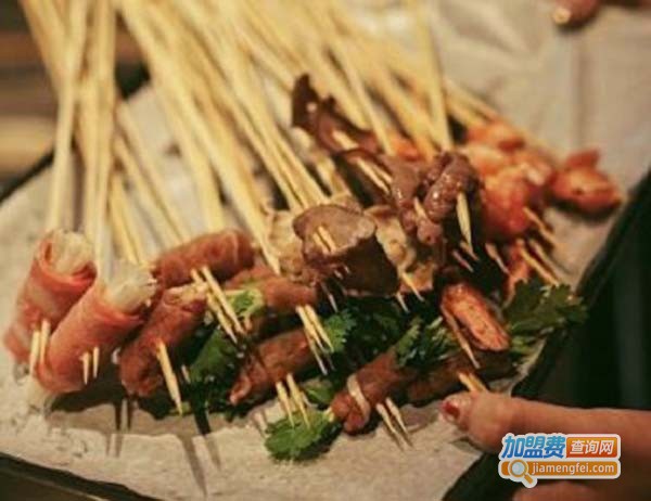 欢串卤味串串火锅加盟费